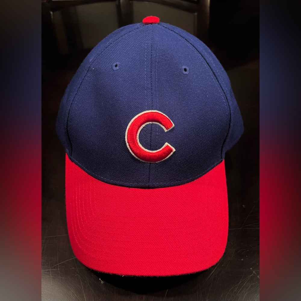 NWOT Classic Chicago Cubs Men's Hat